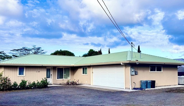 3BR/1BA Home + Own Private Tropical Orchard!