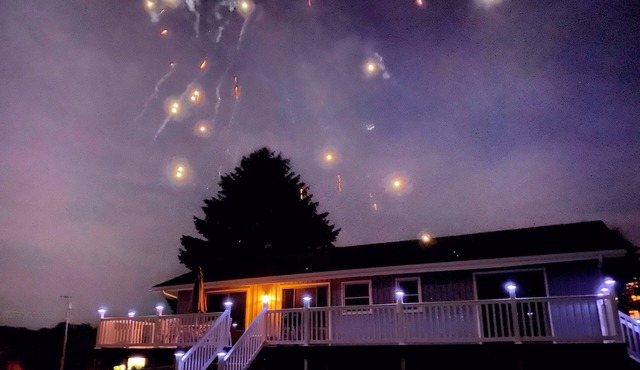 3BR/2.5BT Ranch, Bring Fido, Hot Tub, Fireplace, Central Location, Lake Access