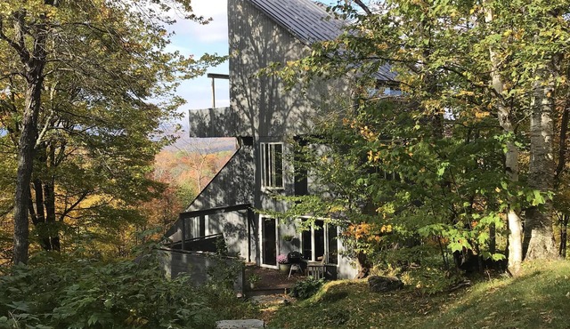 3BR 2 BA Sunlit 4 Story House In Warren - Great Mountain Views