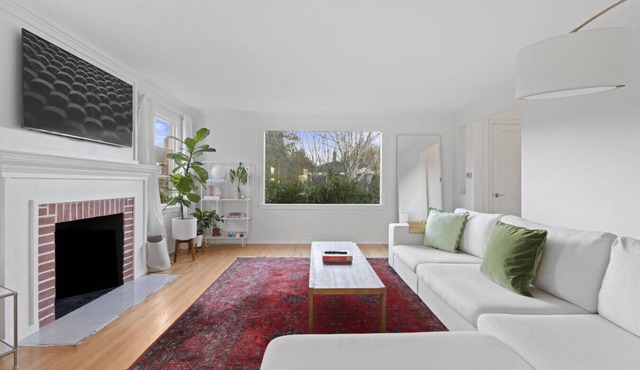 3BR 2BA Ballard Blue, Seattle