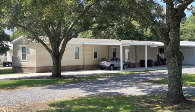 3BR/2BA premium home on quiet street