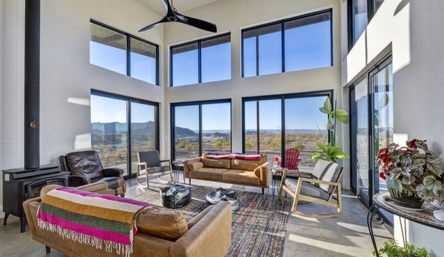 3BR 2Bath Private Home Stunning Panoramic View