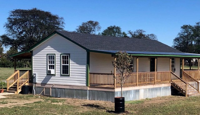 3BR 2Bth house, 1 pet free 2nd pet considered for fee 7 min to d'town Memphis