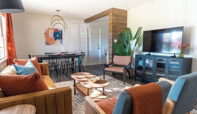 3BR 30-Day Stay Family + Pet Friendly Near Park + Hospitals