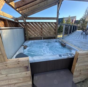 3BR A-Frame Cabin By Scenic Pond, HotTub, Firepit