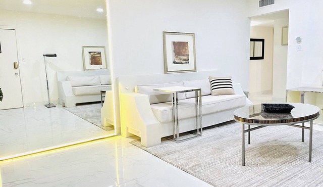 3BR,APARTMENT,Las Vegas,Strip,LVCC,convention,Sphere,EDC,freePark,WIFI