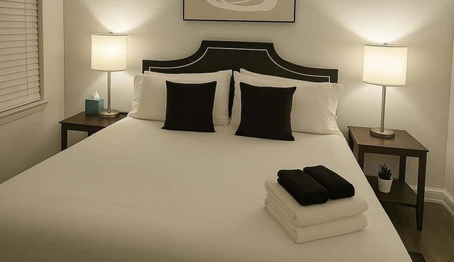 3BR Apt - Prime & Spacious