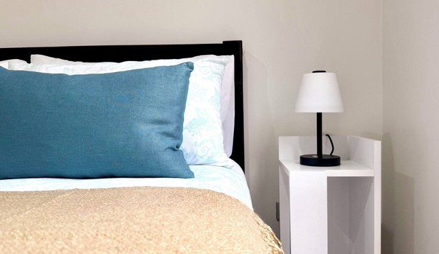 3BR Auckland Holiday Home close to shops and Costco