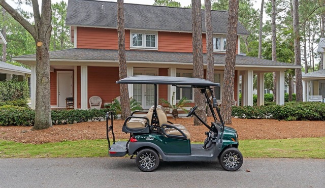 3BR Beach Cottage w/GOLF CART + Beach Tram! Pets Welcome. Near Pool, Hot Tub