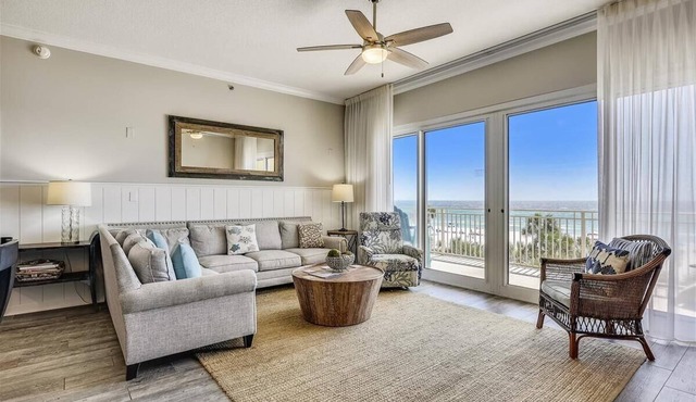 3BR Beautiful Condo with fabulous views, spring/summer open book now!