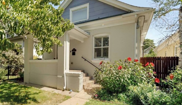 3BR Bungalow in Wash Park, Hot Tub, Private Yard