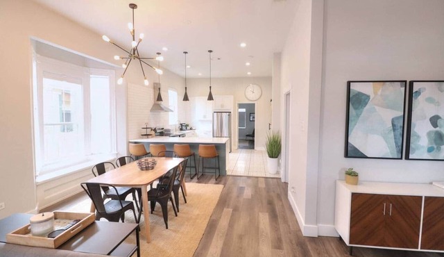 3BR City Oasis, King beds, Only mins to Riverwalk