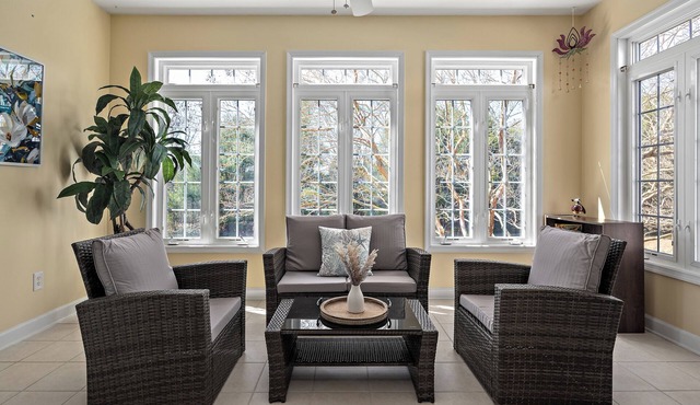 3BR Coastal Retreat – Weekly & Monthly Rentals Available!