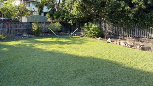 3BR Comfy Home, Gym & Garden in The Gap