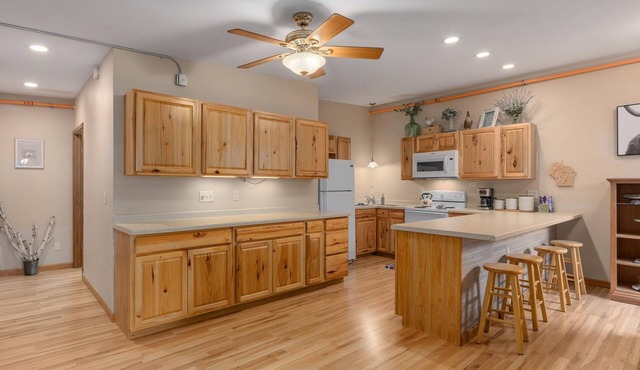 3BR Condo Near Lake Pepin w/2 Kitchens - Lantern