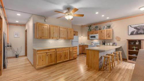 3BR Condo Near Lake Pepin w 2 Kitchens - Lantern Condos