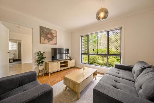 3BR Coomera Duplex 2- Cute & Cosy Home Close to Theme Park