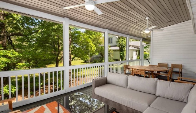 3BR Cottage w/Epic Patio | Walk to Town+Free Tix