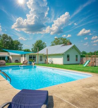 3BR Country Retreat Pool Gazebo Play