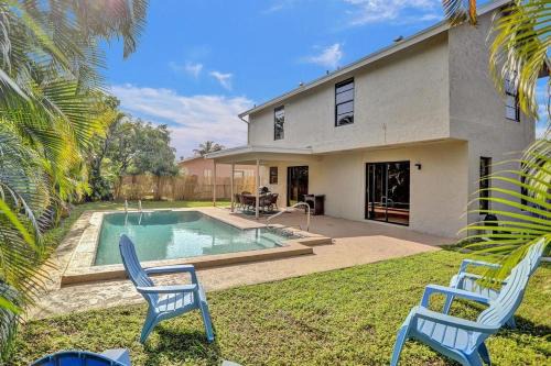 3BR Delray Beach Retreat | Pool + Game Room