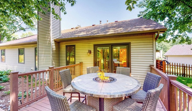 3BR Dog-Friendly Quiet Home w/Fire Pit