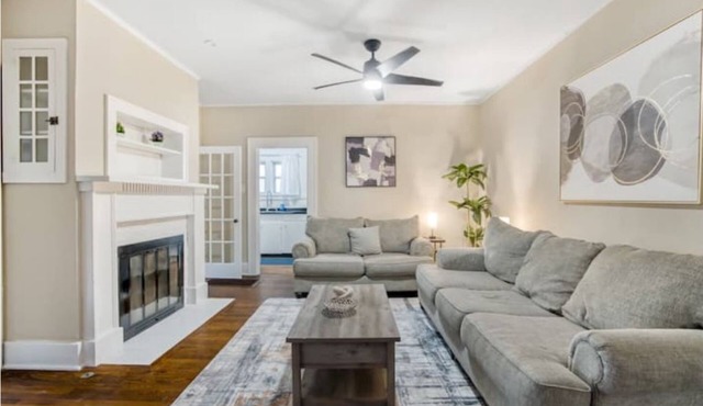 3BR Fully Fenced Hillcrest Home