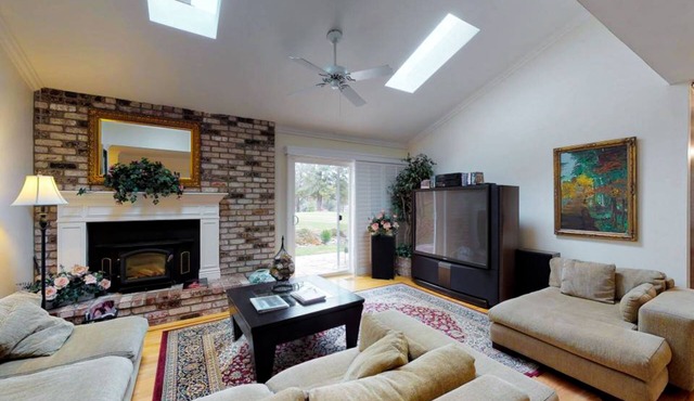 3BR Golf-Course-Front Home w/Game Room