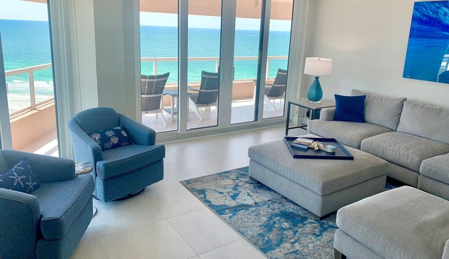 3BR Gulf-Front w/Panoramic Water Views. Steps to Pool & Beach, Resort Amenities