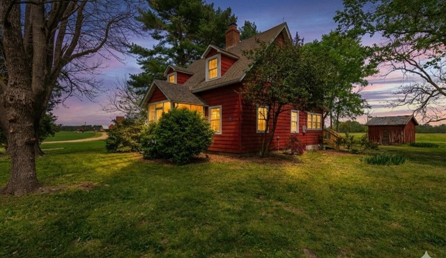 3BR Historic Westover Stay | James River Views