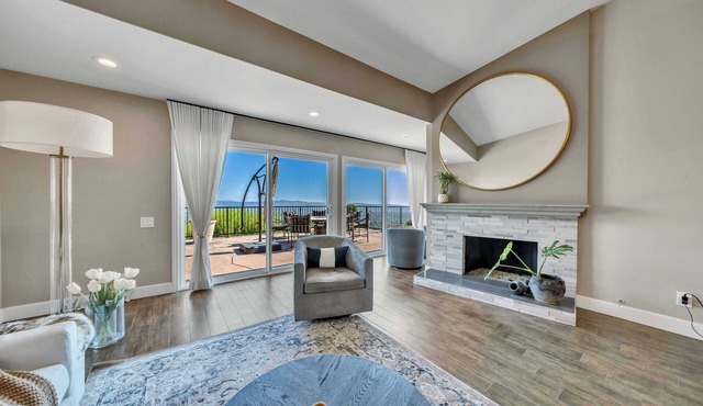 3BR Home in a Prestigious Community｜Dedicated Workspace｜Mainfloor Bedroom #42216