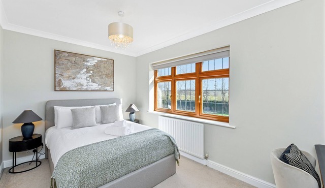 3BR Home in Scenic Countryside w/Spacious Outdoor Area