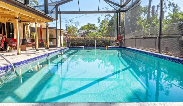 3BR Home w/Pool in heart of Fort Myers