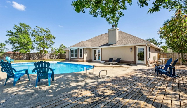 3BR Home w/Private Pool | Fenced Yard | Minutes to Beaches |NAS Pensacola