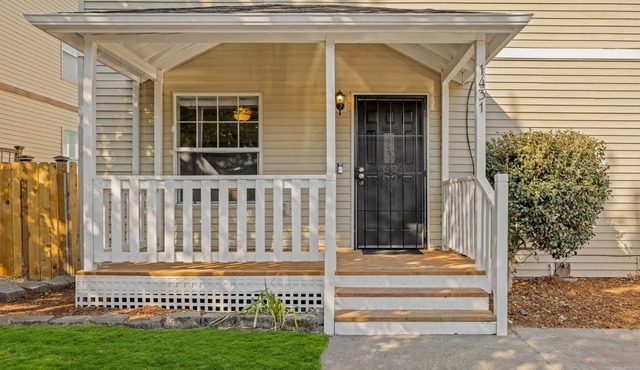 3BR house ready for you.