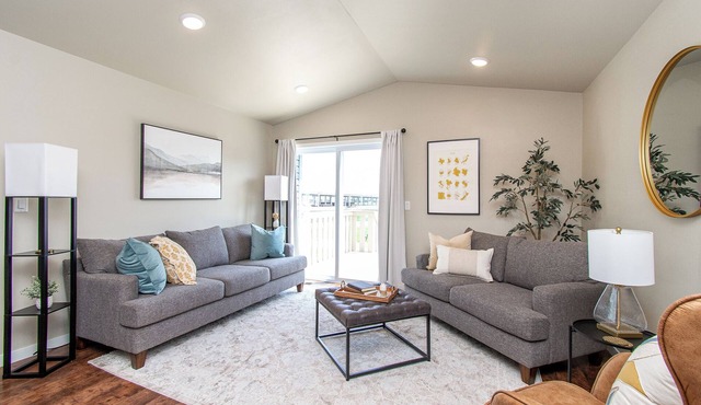 3BR I Kings x 3, 5 min to FargoDome, Pack n play