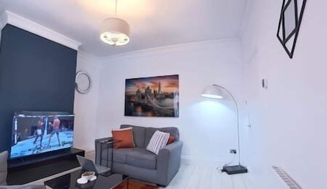 3br Ironside Urban Luxe Retreat.