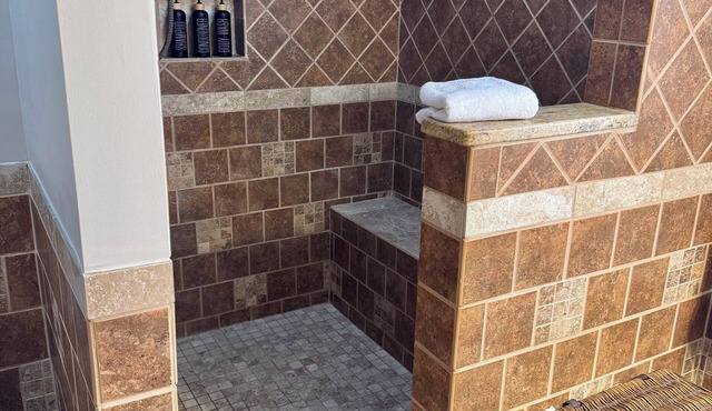 3BR Near Penn State, King Bed, Fast WiFi, Easy Access 322
