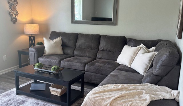 3BR Near Versailles, Friendship, and Madison