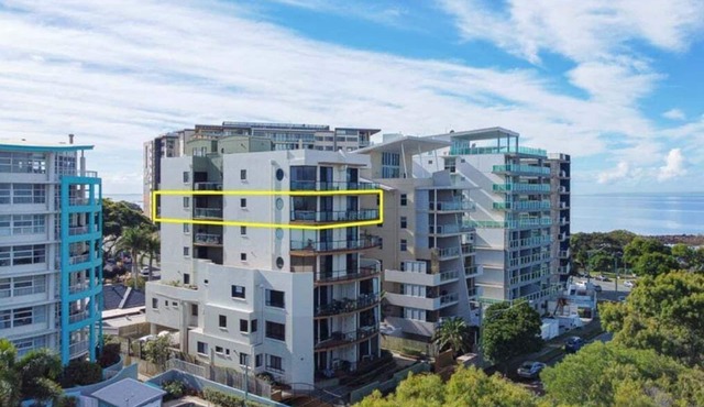 3BR Oceanfront Escape – Steps to Beach & Shops