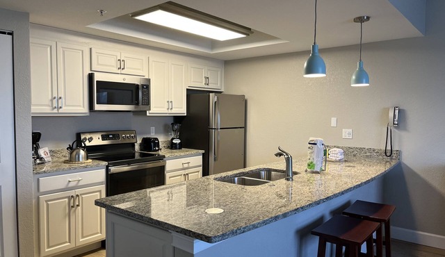 3BR Orange Lake Resort, 5 Min to Disney, Lazy River + Pools, Spring Break Week
