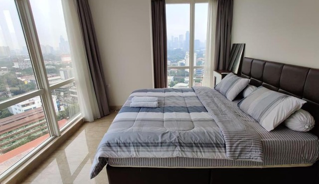 3BR, PRIVATE LIFT, Central Jakarta, BIG POOL.