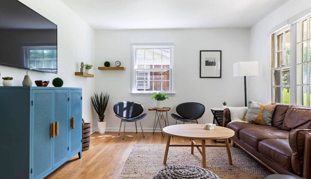 3BR Retreat | Fenced Yard & Pet Friendly