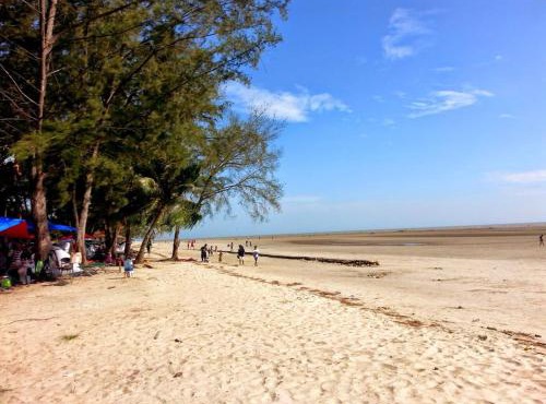 3BR Retreat Homestay near to GoldCoast, Sepang by Verano