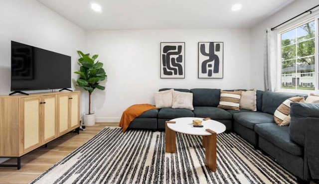 3BR SFH made for easy comfy stays