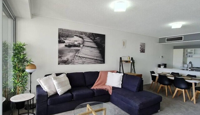 3BR Skyline Oasis w River Views+Gym+Carpark+WIFI