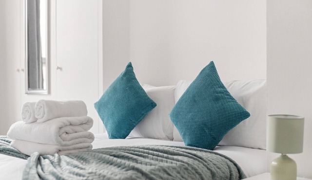 3BR sleeps to 7 | Near Elephant & Castle Stn. | ST