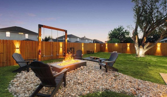 3BR Smart Home w/Alexa + Backyard Retreat