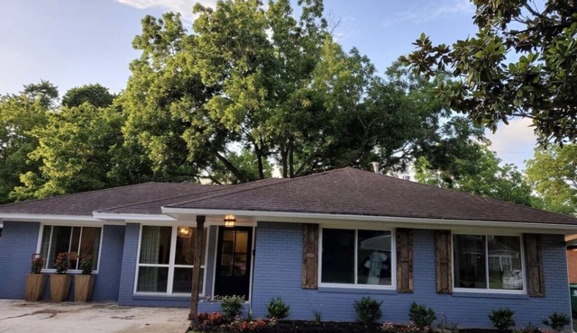 3BR Spacious luxury home! Pet friendly and only 15min to DT, MED CTR