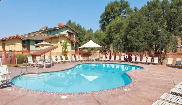 3br Unit Golfer's Dream and Outdoor Enthusiasts