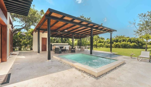 3BR villa with tropical style | BBQ | Private pool